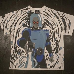 DC Comics Mens 2XL Tee with Blue, Black, and Red Design